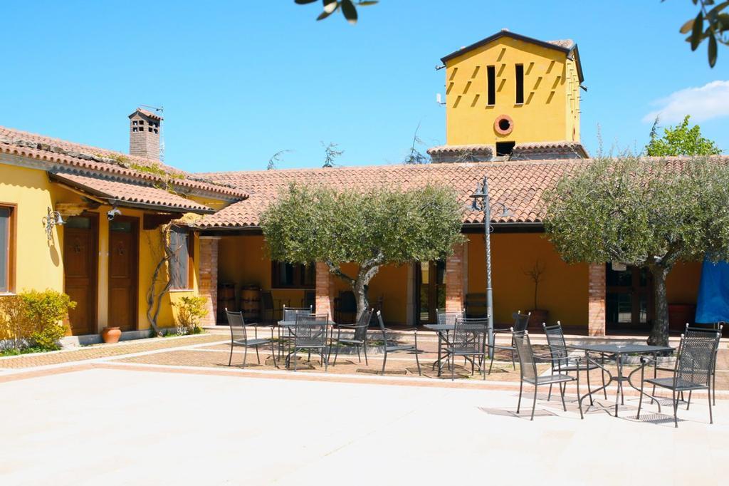 Agriturismo Macchiacupa Ariano Irpino Exterior photo